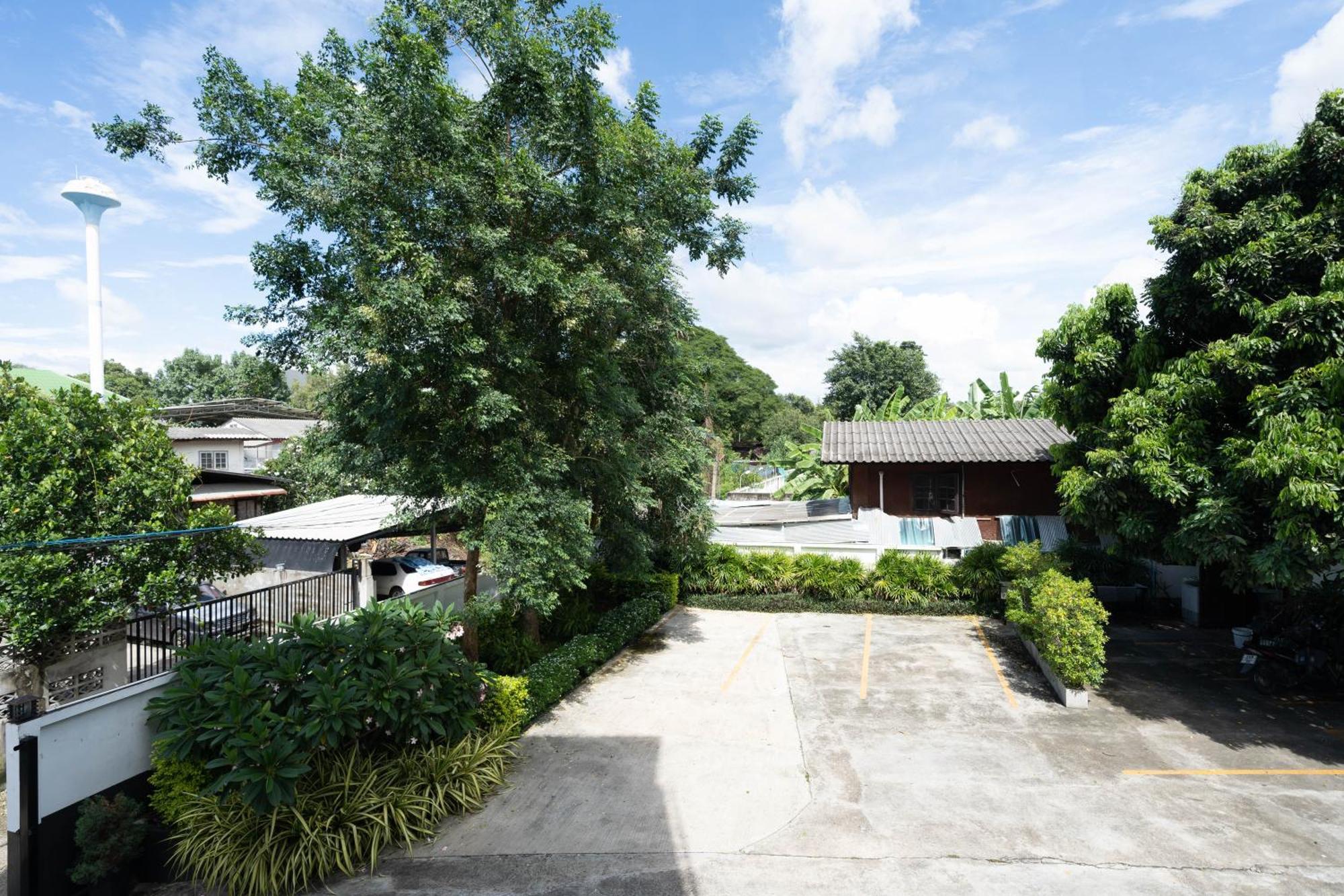 Chiang Mai Mansion 2 Appartement Buitenkant foto